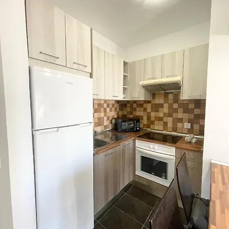 Apartment White Sensation